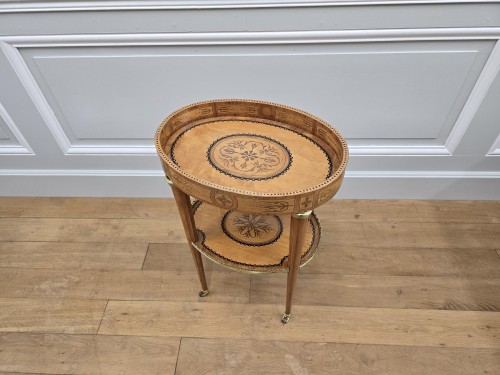 XVIIIe siècle - Table de salon d'époque Louis XVI