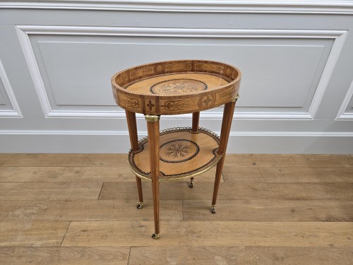 Antiquités - Table de salon d'époque Louis XVI