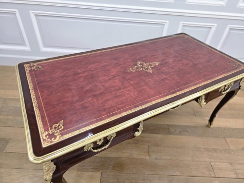 Antiquités - Bureau d'époque régence en amarante