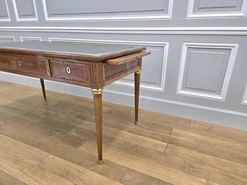 XVIIIe siècle - Bureau plat d'époque Louis XVI