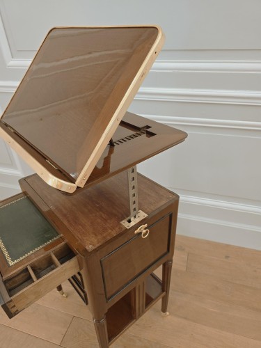 Table chiffonnière à la Tronchin estampillée Joseph Gengenbach  - Mobilier Style Louis XVI