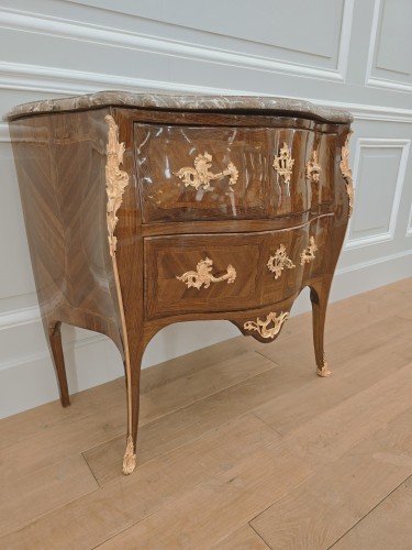 Commode d'époque Louis XV estampillée Demoulin - La Jurande