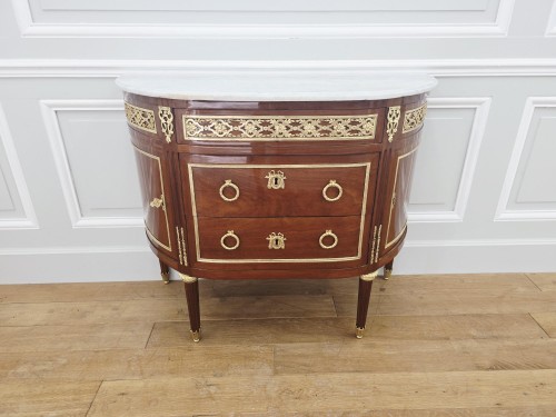 Commode demi-lune d'époque Louis XVI - Mobilier Style Louis XVI