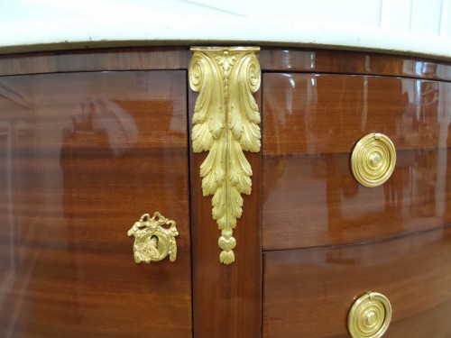 Furniture  - Louis XVI demi-lune commode stamped A. Héricourt