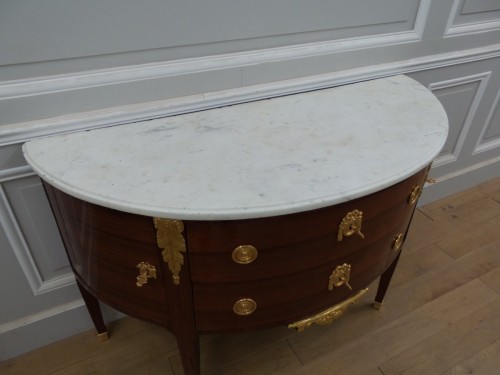Louis XVI demi-lune commode stamped A. Héricourt - 