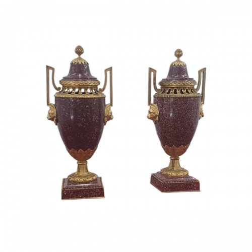 Paire de pot-pourris vers 1830