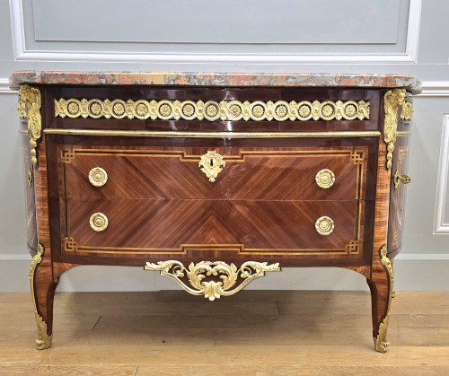 Antiquités - Commode d'époque Transition estampillée RVLC