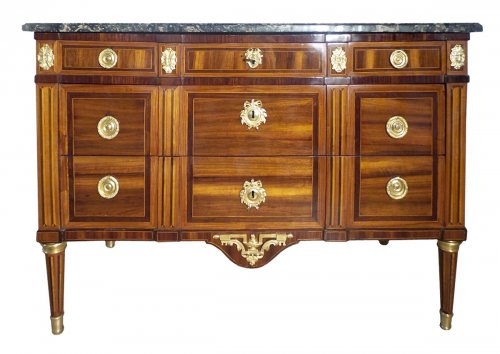 Commode d'époque Louis XVI estampillée de P. DEFRICHE