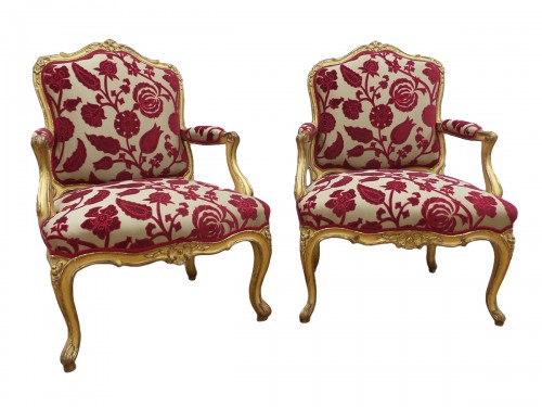 Paire de fauteuils Louis XV esampillés I.B. CRESSON