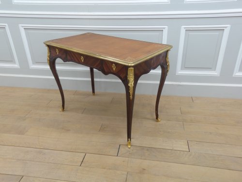 Mobilier Bureau et Secrétaire - Bureau Louis XV, estampillé JP LATZ