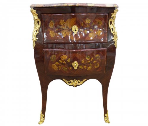 Commode Louis XV estampillée P. Mantel