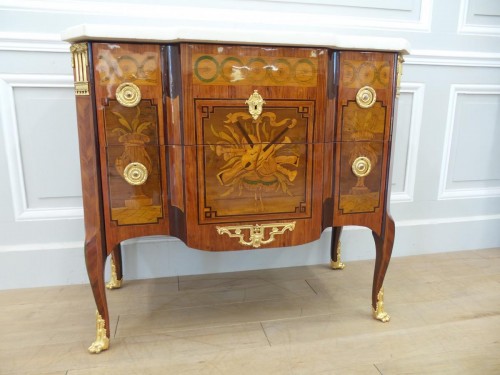 Commode d'époque Transition estampillée M. OHNEBERG - La Jurande