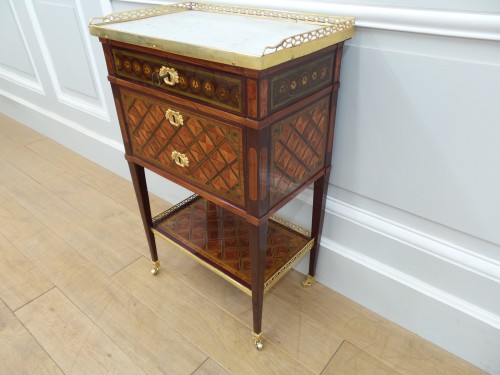 Chiffonnière Louis XVI - Mobilier Style Louis XVI