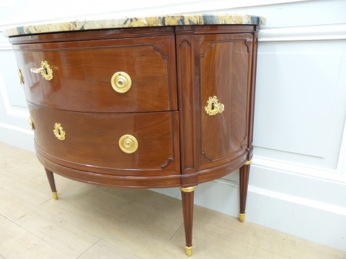 Commode demi-lune Louis XVI - Louis XVI