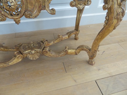Table à gibier en bois doré d'époque Régence - La Jurande