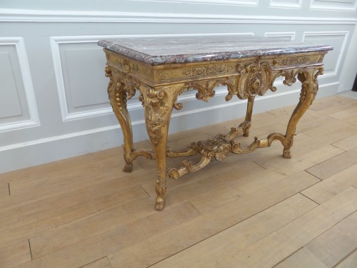 XVIIIe siècle - Table à gibier en bois doré d'époque Régence
