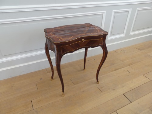 Antiquités - Table de salon Louis XV estampillée Migeon