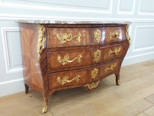 Louis XV - Commode d'époque Louis XV