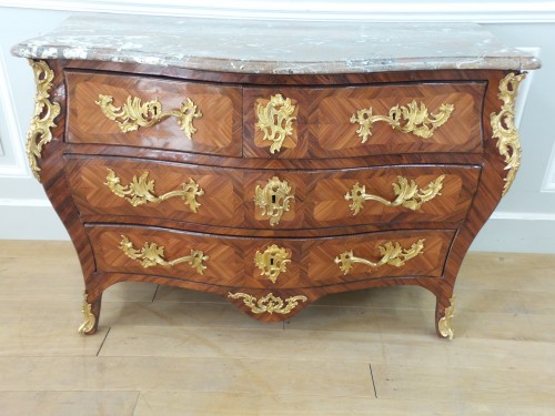 Antiquités - Commode d'époque Louis XV