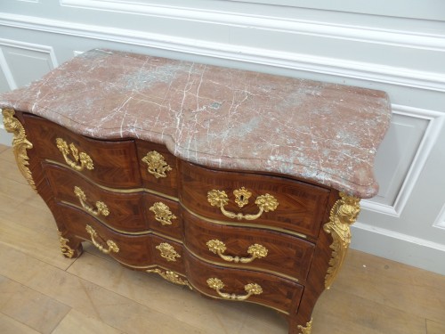 XVIIIe siècle - Commode Arbalète d'époque Régence