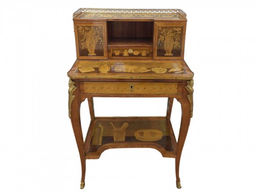 Bonheur du jour estampillé Charles Topino