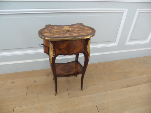 Mobilier Table & Guéridon - Table de salon d'époque Louis XV estampillée Carel