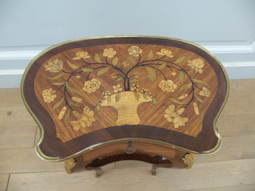 Table de salon d'époque Louis XV estampillée Carel - Louis XV