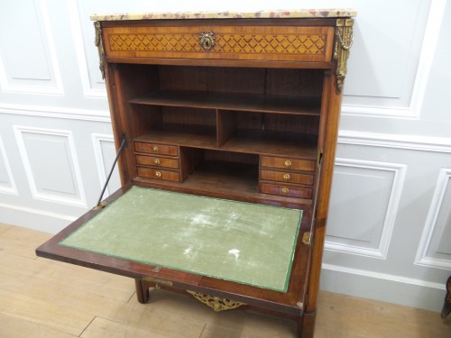 Mobilier Bureau et Secrétaire - Secrétaire d'époque Louis XVI estampillé J BIRCKLE