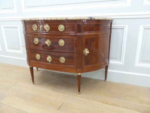 Mobilier Commode - Commode demi lune d'époque Louis XVI