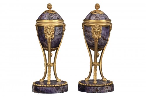 Pair candlesticks cassolettes in amethyst