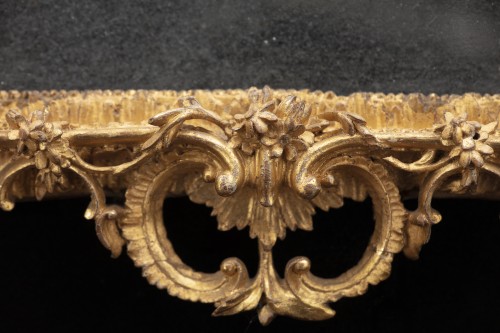 Mirrors, Trumeau  - Small Louis XV carved giltwood mirror