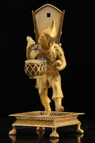 Figure en bronze et nacre représentant un Bouffon - Objet de décoration Style Empire