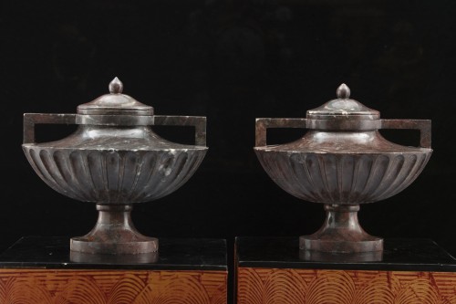 18th century - Pair vases in “African Breccia” marble