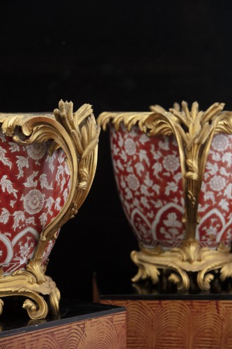 Paire de cache-pots en porcelaine de Chine d'époque Kangxi - Galerie Francesco De Rosa