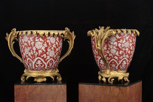Louis XIV - Paire de cache-pots en porcelaine de Chine d'époque Kangxi