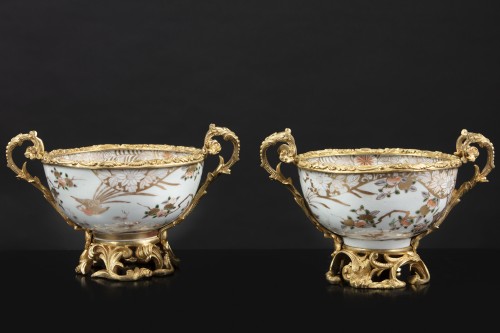 Paire de tasses en porcelaine et bronze - Objet de décoration Style 