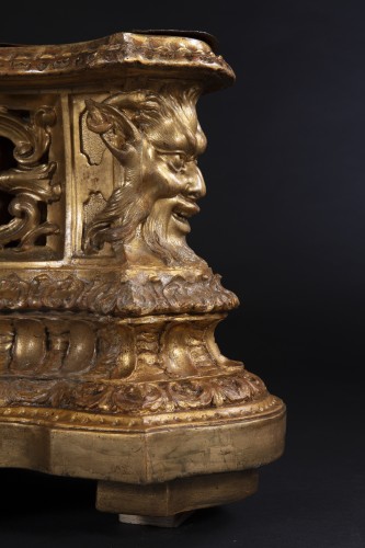 Antiquités - Gilded wooden planter