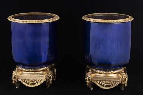 Decorative Objects  - Pair of planter bronze and cobalt blue cristal