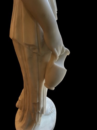 XIXe siècle - Déesse Hébé, grand marbre du XIXe siècle