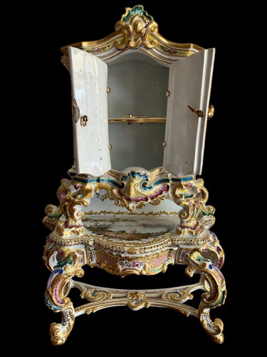 Porcelain & Faience  - “Consolle aTrumeau” porcelain 1775