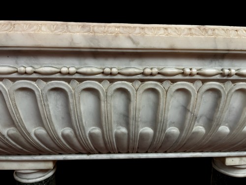 Jardinière en marbre blanc du XIXe siècle - Matériaux & Architecture Style 