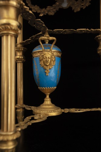 Antiquités - Napoléon III bronze and porcelain Gueridon table