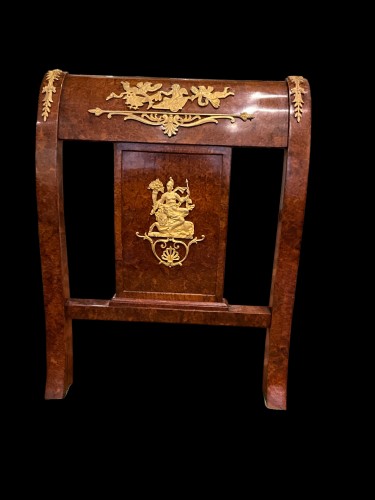 Antiquités - Six chairs in thuya burl