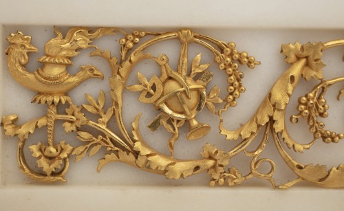 Antiquités - Venus with Cupid s- Louis XVI clock signed « Le Comte à Paris »
