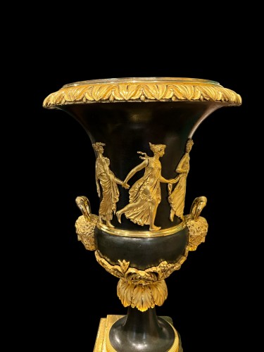 XVIIIe siècle - Paire de vases Directoire
