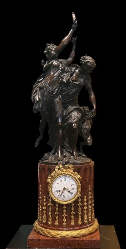 Antiquités - Bacchanal, th-century French mantel clock