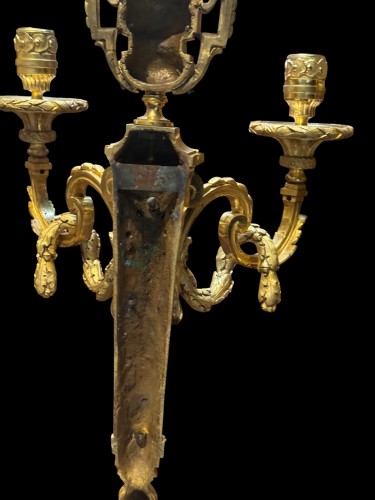 Antiquités - Paire appliques “Au tête de Lion”. Louis XVI