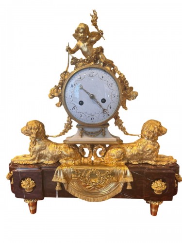 Pendule Louis XVI  “Aux épagneuls”