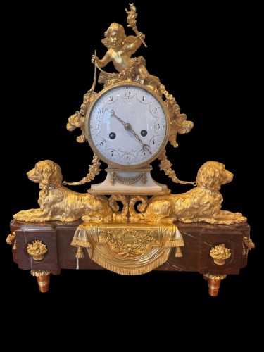 Louis XVI - French Louis XVI Clock “Aux épagneuls”