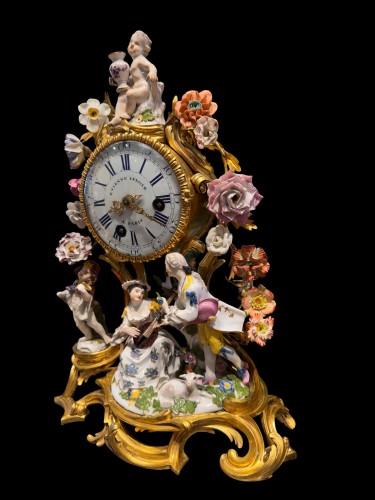 Louis XV Pendulum clock with Meissen porcelain - 